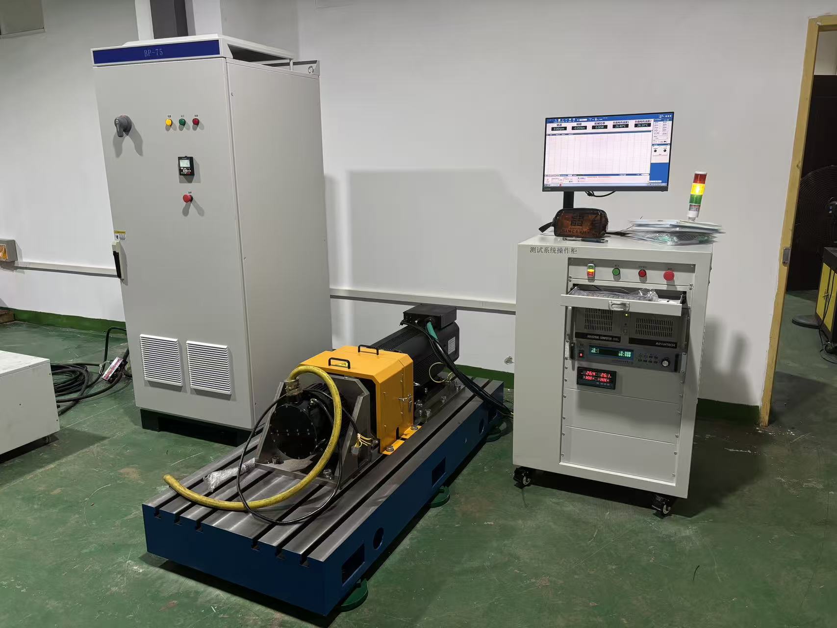 江蘇大學調試現場